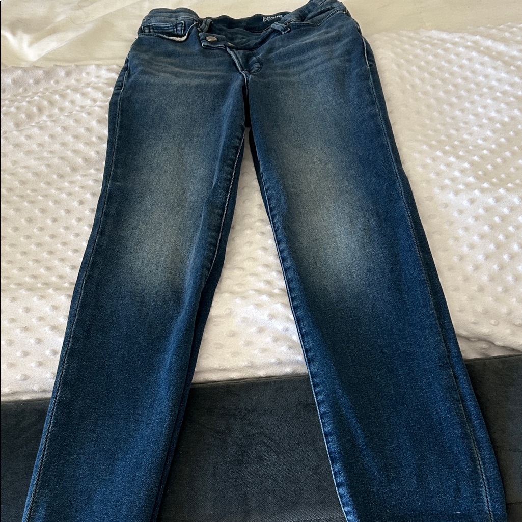 Good American Deep Blue Straight Leg Jeans